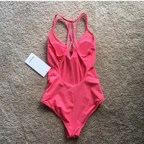 lululemon One Piece Bathing Suit NWT - Picture 3 of 5